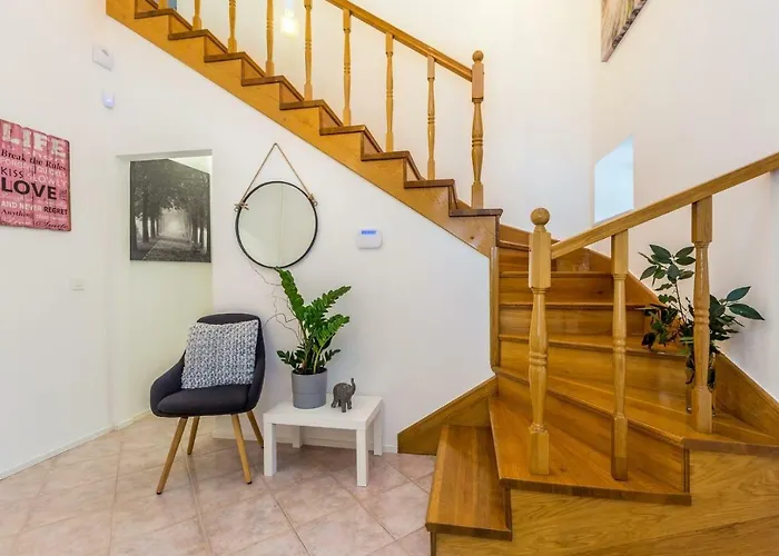 Luxury Susanj Villa